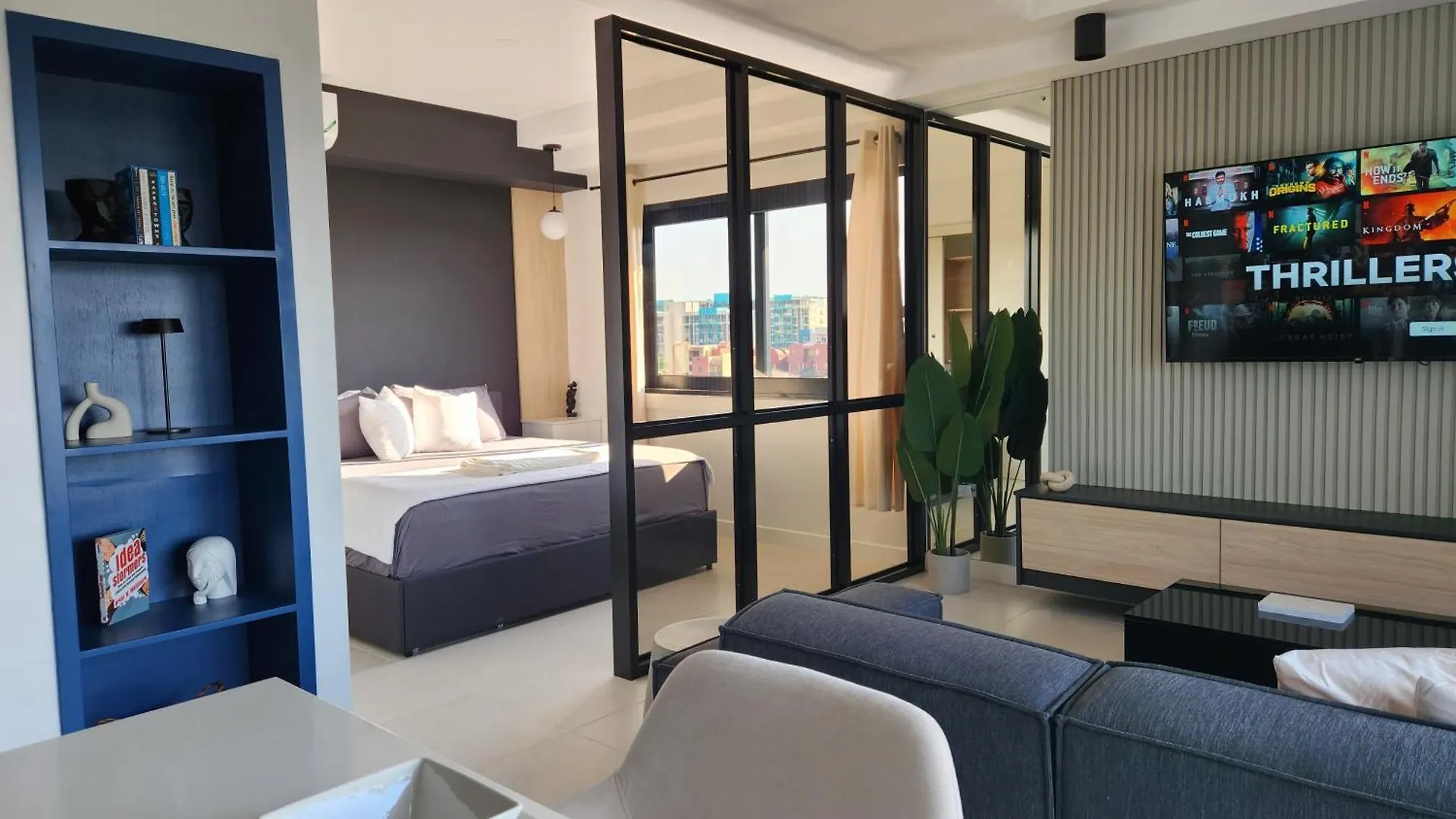 The Executive - Unique Hypermodern Condo كينغستون شقة